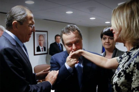 Zaharova se pohvalila još jednim poklonom od Dačića 