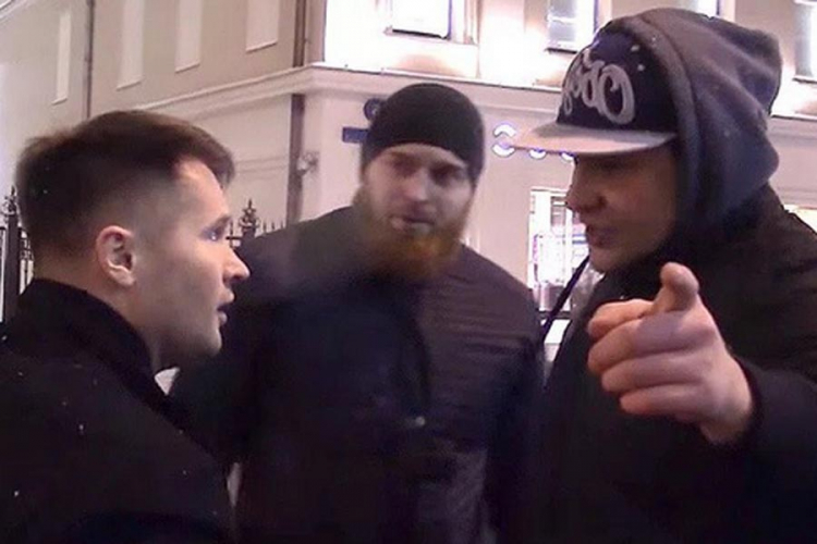 Šerijatske patrole po Moskvi "love“ neposlušne muslimane (VIDEO)