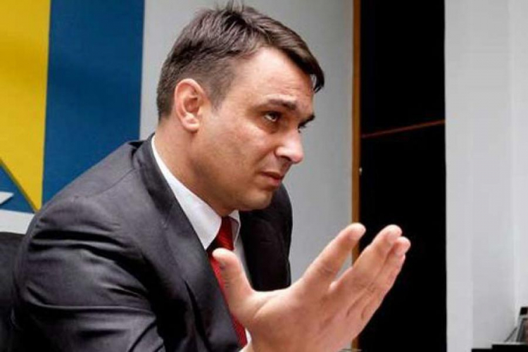 Sadik Ahmetović: Dobio sam prijetnje da će mi djeca završiti u rijeci