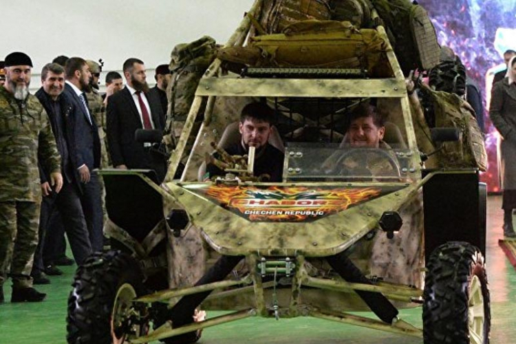 Kadirov ima svoje vozilo protiv terorista (VIDEO)