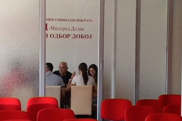 Doboj: Prisluškivani funkcioneri SNSD-a