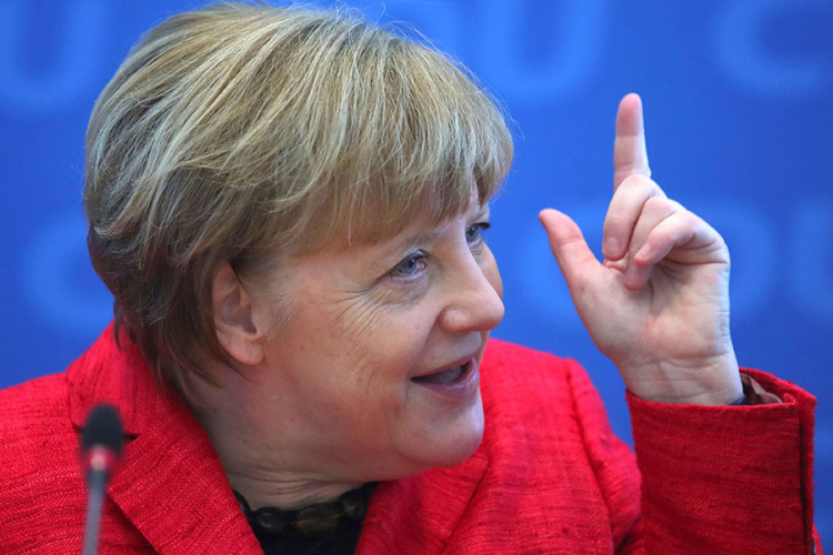 Merkel: Erdoan pretjerao, nema opravdanja za njegovu izjavu