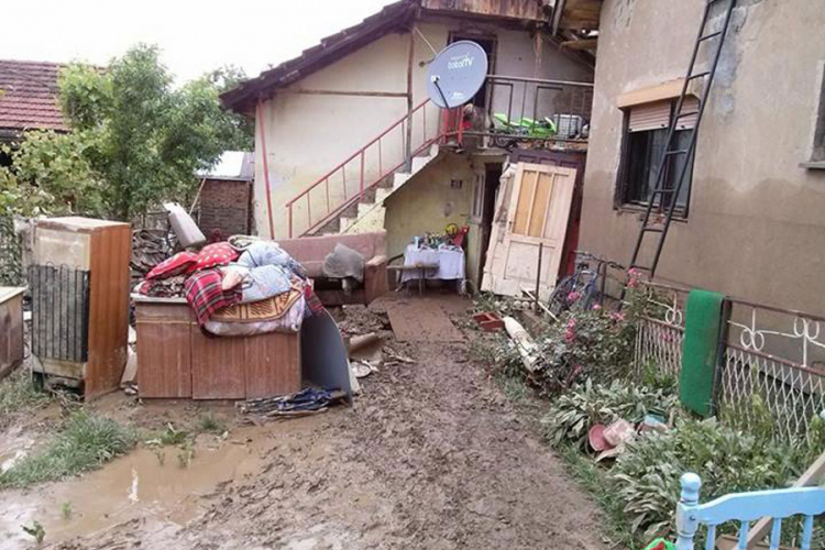 Za poplavljene stiglo svega 299,2 miliona evra