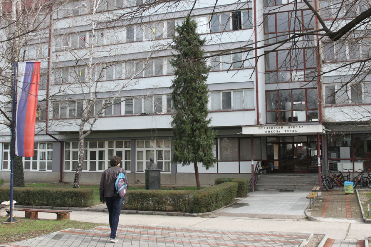 Tender zakočio zamjenu stolarije