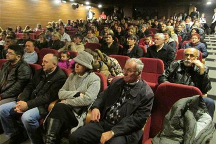 Bratunac: Sjećanje na egzodus sarajevskih Srba


