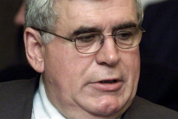 U pucnjavi u Prištini ranjen Azem Vlasi, identifikovan napadač