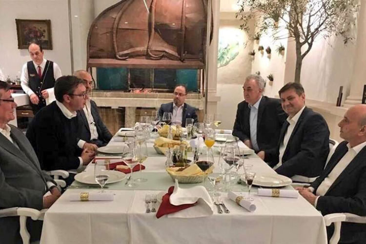 Hrvatski mediji: Napetost na večeri u Sarajevu, Vučić napao Mustafu