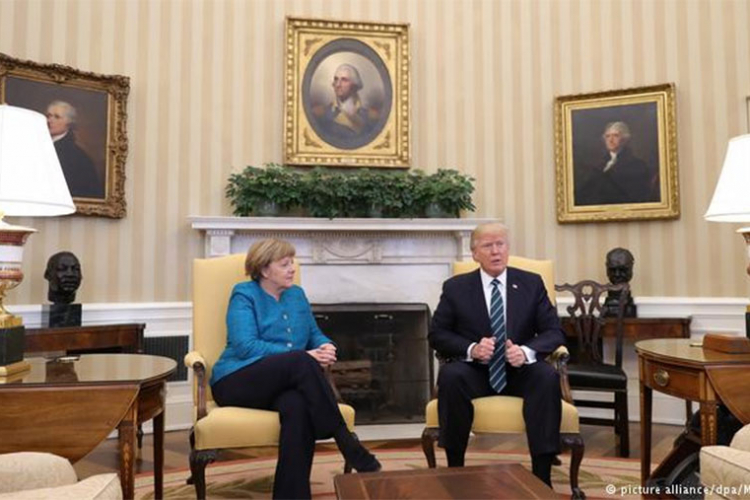 DW: Nespretan Tramp - suverena Merkel