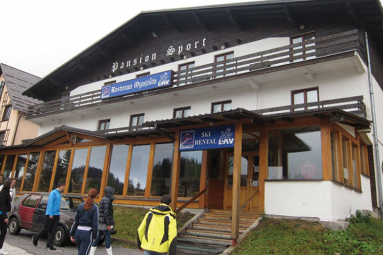 Pravne začkoljice zakatančile pansion