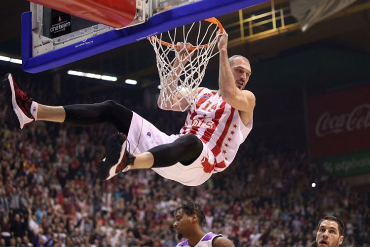Zvezda čeka Olimpijakos