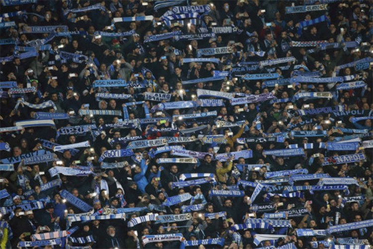 UEFA kažnjava: Napoli da plati 38.000, Barselona 16.000 evra