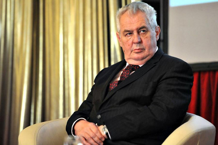 Zeman: Američki hakeri su mi na kompjuter instalirali dječiju pornografiju