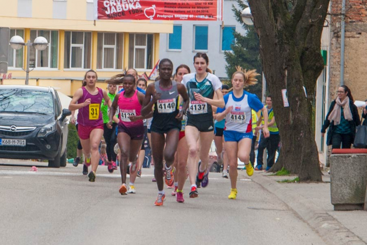 Danas međunarodna ulična trka "Prnjavor 2017"