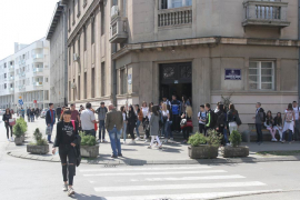 Roditelji i profesori protiv uvođenja vjeronauke u srednje škole
