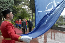 U Crnoj Gori se zavijorila zastava NATO-a