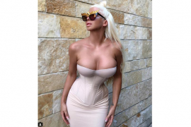 

Ovako Jelena Karleuša pjeva na engleskom