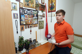 Nikola Vojvodić vjeruje u čudotvorstva svete Trojeručice: Iz ikone ...