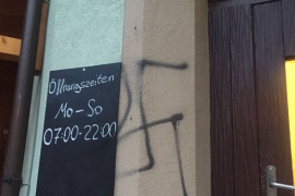 Kukasti krst na zidu Islamskog centra u Friburgu