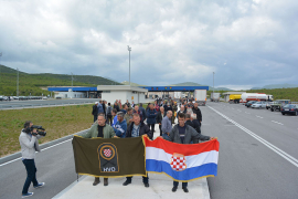 Specijalci prekinuli blokade