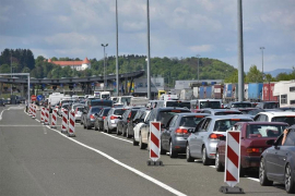Junker sutra s premijerima Slovenije i Hrvatske o gužvama na ...