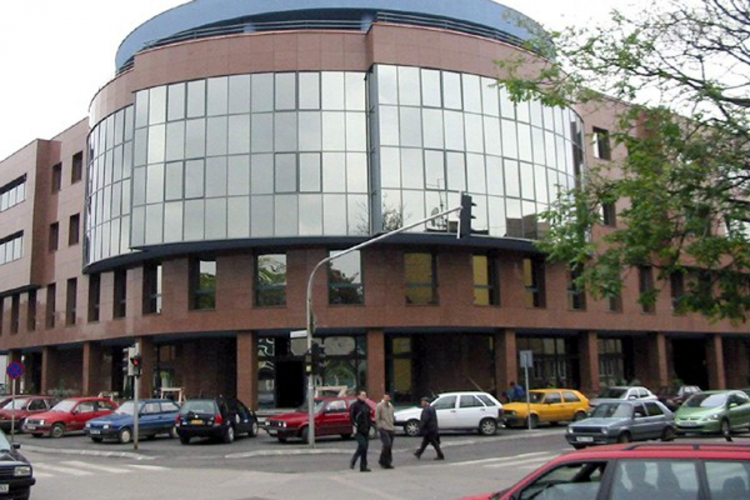 UIO zaplijenila tri automobila