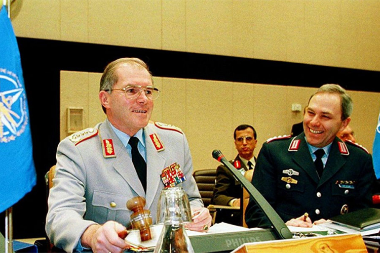 Bivši general NATO-a: Sirijsku zbrku riješiti zajedno sa Moskvom