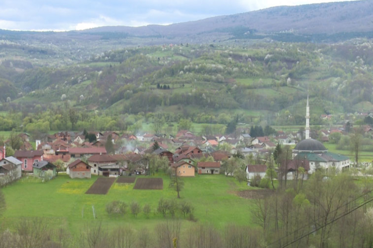 Mještani napuštaju Sanicu kod Ključa