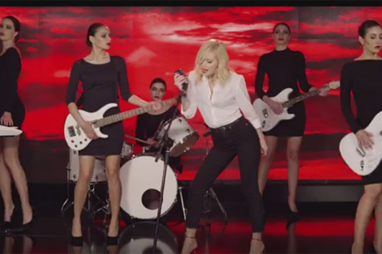 Rozga objavila spot za pjesmu "Ne pijem, ne pušim"