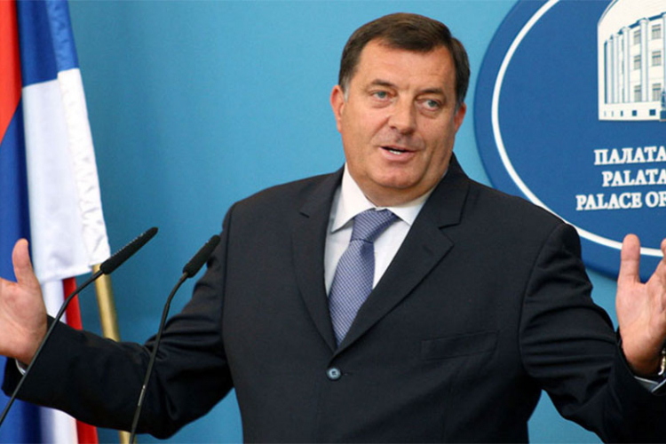 Dodik: Baš me briga za Agrokor