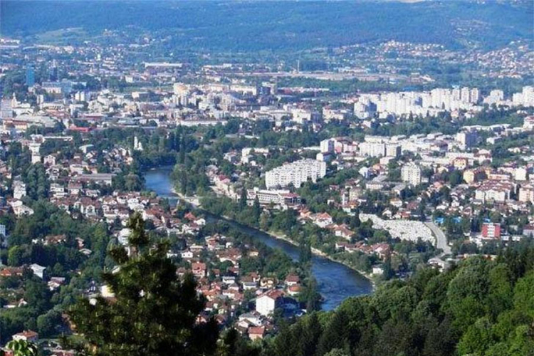 Pavlovac dobija dječje igralište 