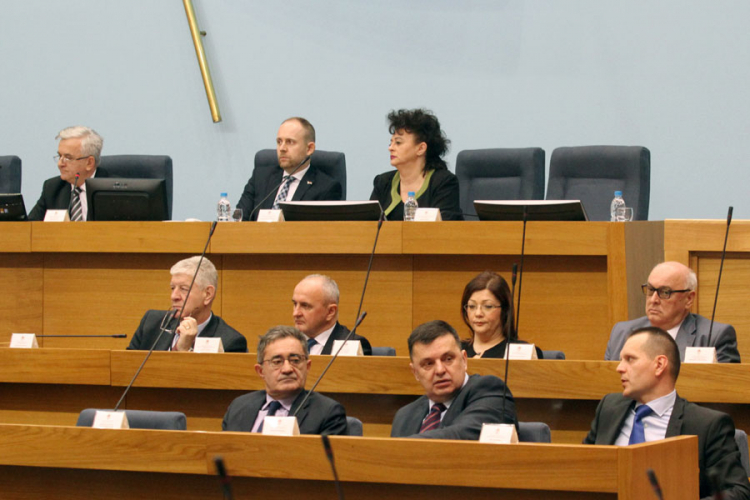 Zakon o depozitu (ne) ruši nadležnosti RS 