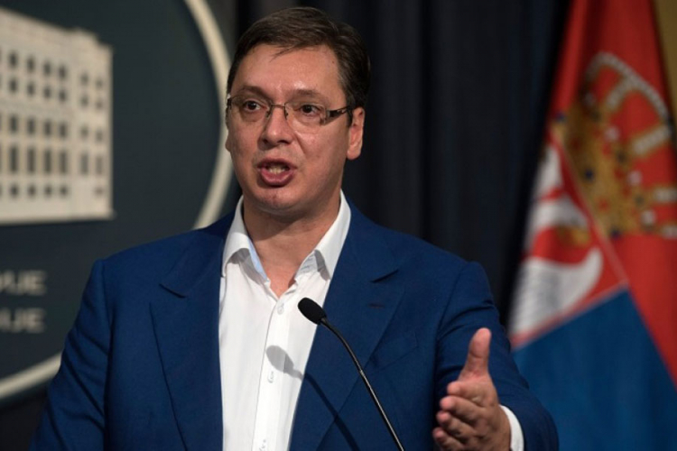 Vučić: Neka protesti traju što duže
