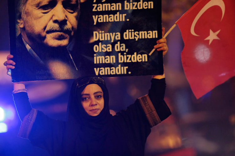 Savjet Evrope upozorava Tursku, Erdoan najavljuje referendum o smrtnoj kazni