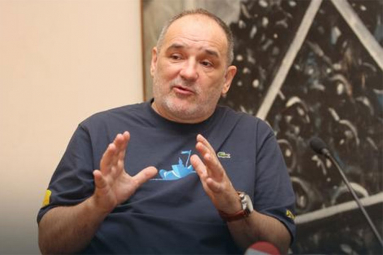 Đorđe Balašević piše svoj prvi narodnjak
