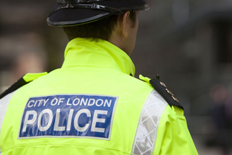 Napad kiselinom u Londonu, 12 povrijeđenih