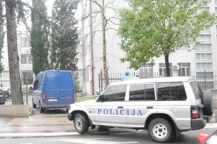 Iz Srbije i BiH stižu dojave o bombama u Crnoj Gori