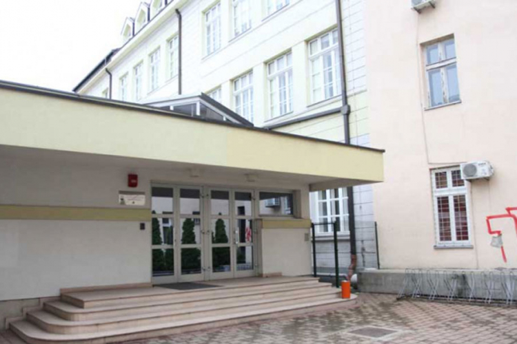 Đaci sve više izbjegavaju Katoličku gimnaziju