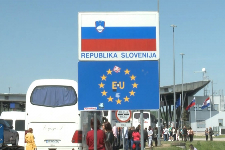 Cerar: Nastavićemo strože kontrole granice