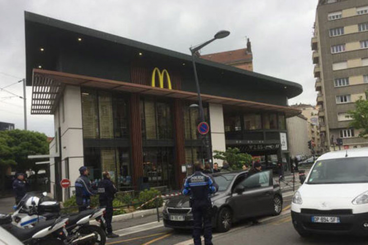 Eksplozija u "Mekdonaldsu" u Grenoblu