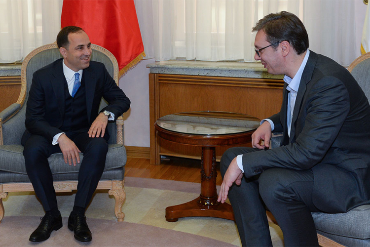 Vučić pozvao Erdoana da posjeti Srbiju