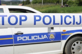 Pet osoba poginulo, dvije teško povrijeđene u stravičnoj nesreći u ...