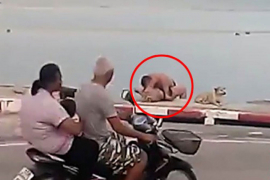 Na robiju zbog seksa na plaži?