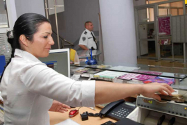Svaki stanovnik u Srpskoj dužan 2.350 KM