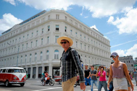 U zemlji u kojoj je plata 30 dolara otvoren prvi luksuzni hotel