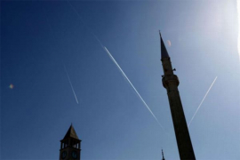 Dijelovi svinje postavljeni na mjestu buduće džamije