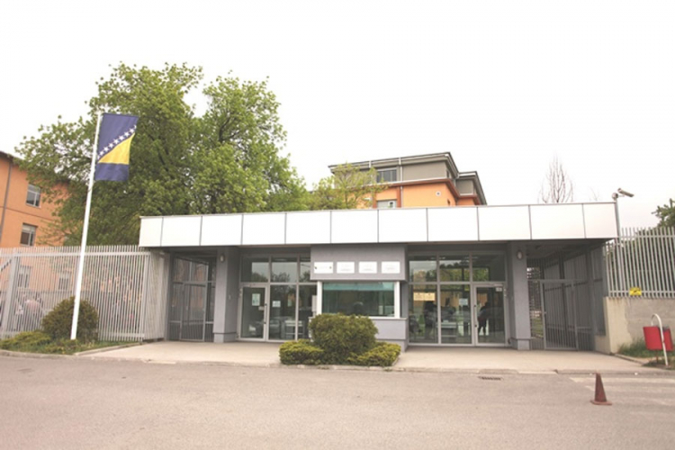 Sud BiH: Šestero carinika osuđeno na 18 godina zatvora zbog korupcije