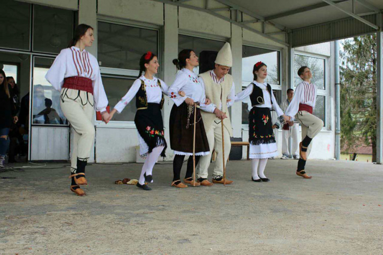 Učenici odali počast Kočiću