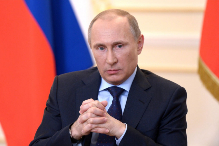 Putin čestitao Makronu
