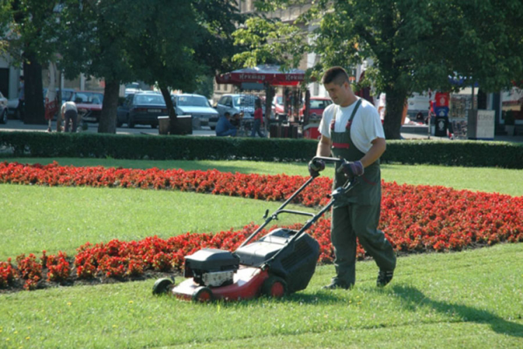 Prva etapa košenja u Banjaluci do kraja maja 