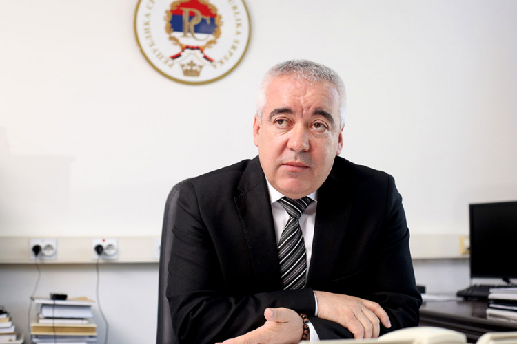 Darko Ćulum za "Nezavisne": Nema povećanja plata policajcima